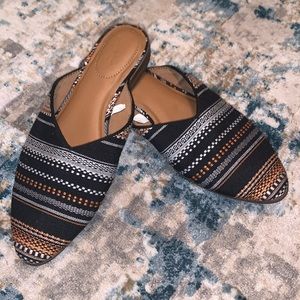 Women’s shoes size 8 1/2